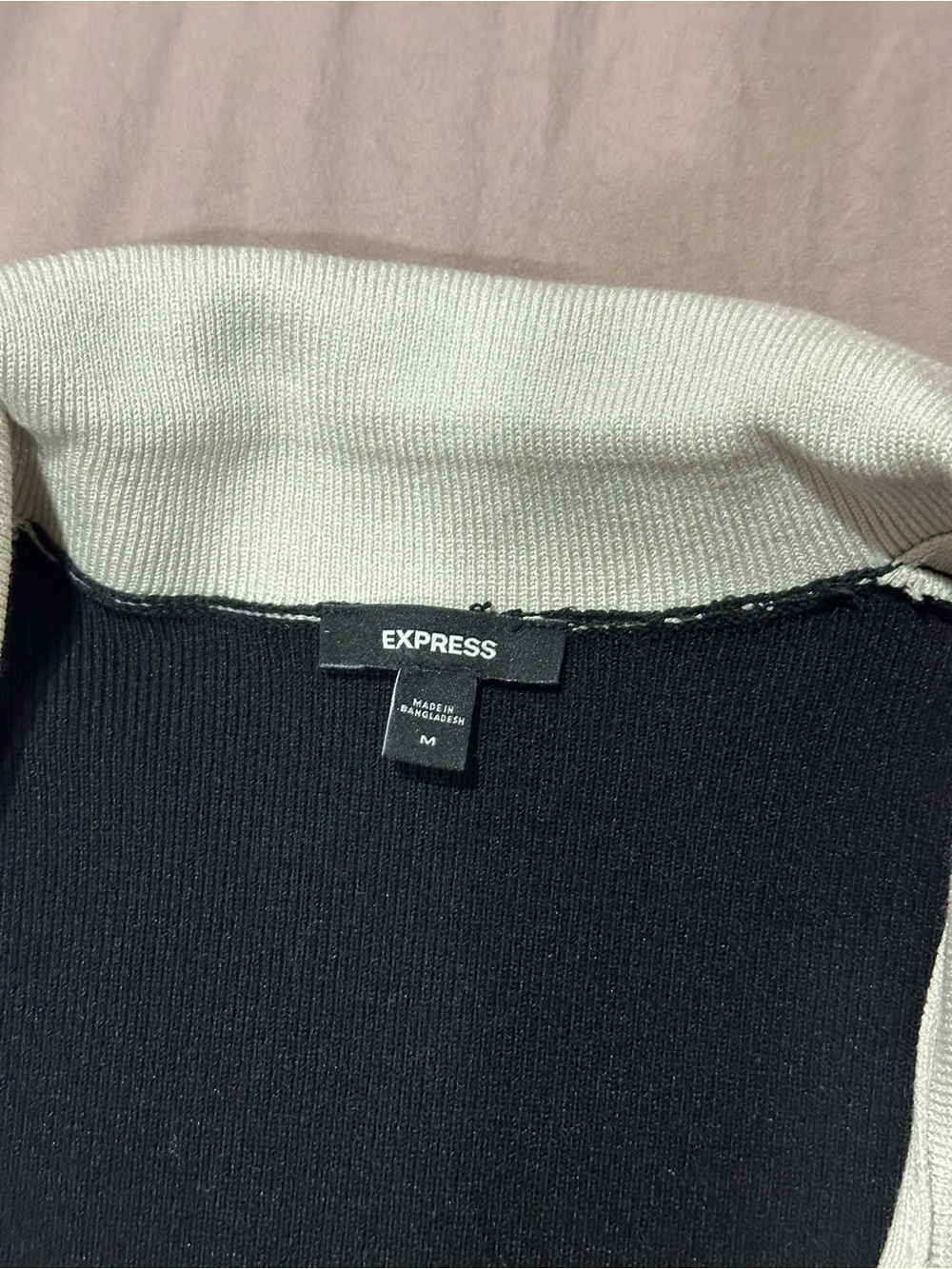 Ribbed knit Black V-Neck Sweater with Cream Collar & Cuffs - Picture 3 of 3